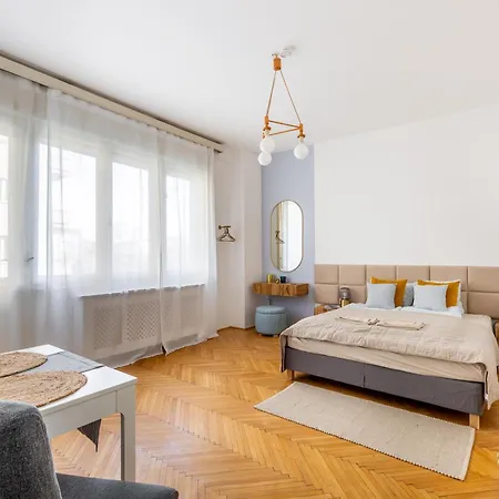 Jp16 Pápa Apartamento *