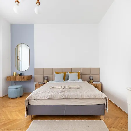 Jp16 Pápa Apartamento *